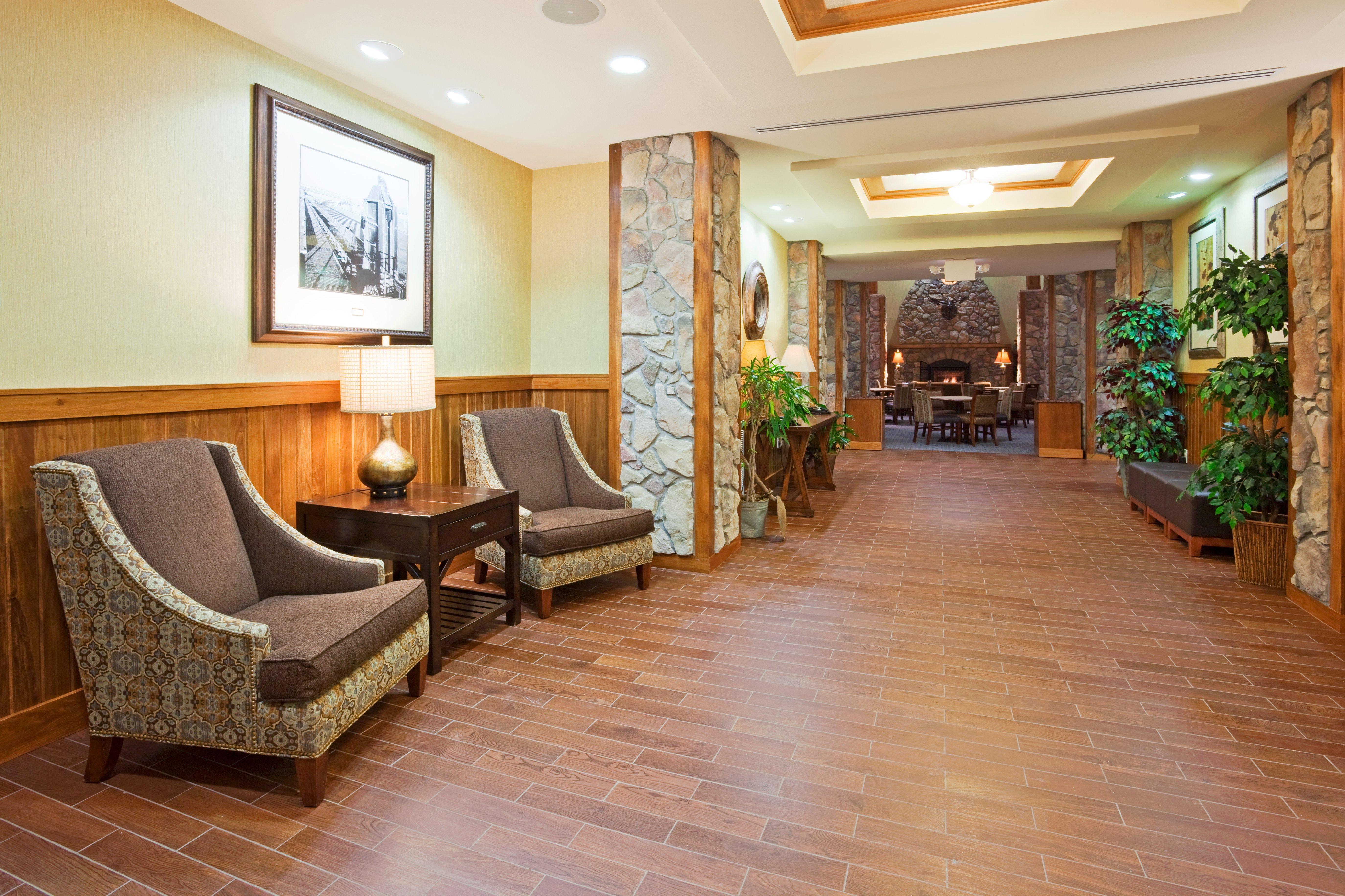 Comfort Inn & Suites Mountain Iron And Virginia Eksteriør billede