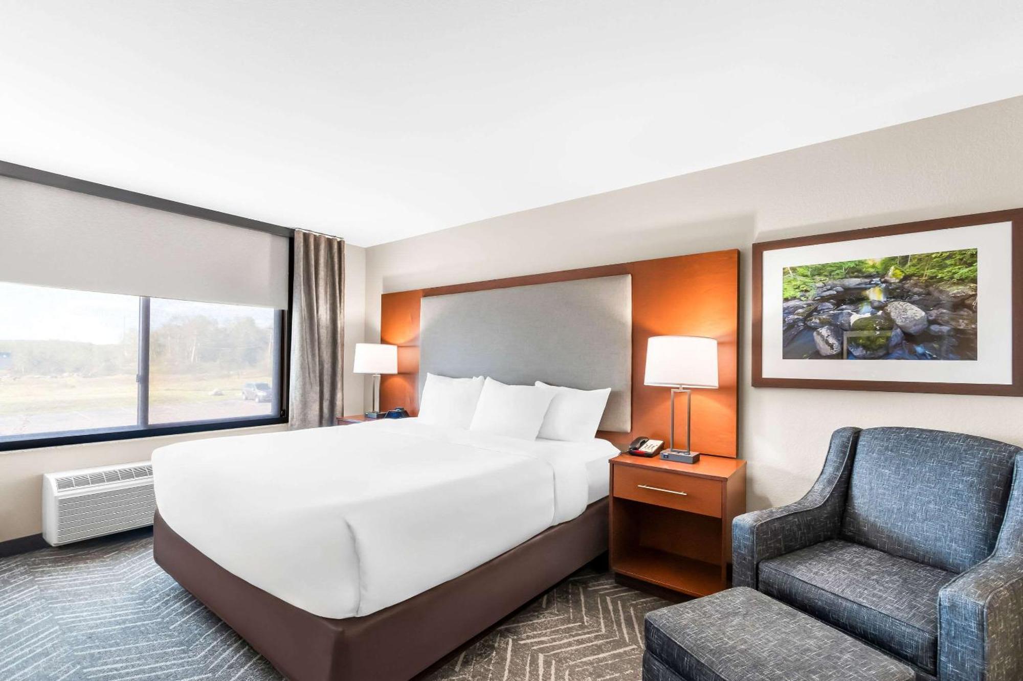 Comfort Inn & Suites Mountain Iron And Virginia Eksteriør billede