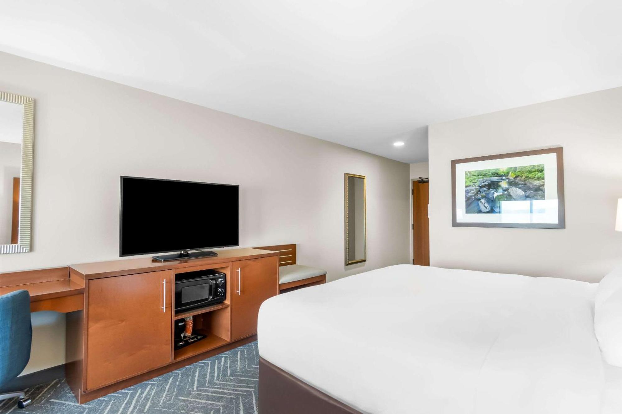 Comfort Inn & Suites Mountain Iron And Virginia Eksteriør billede