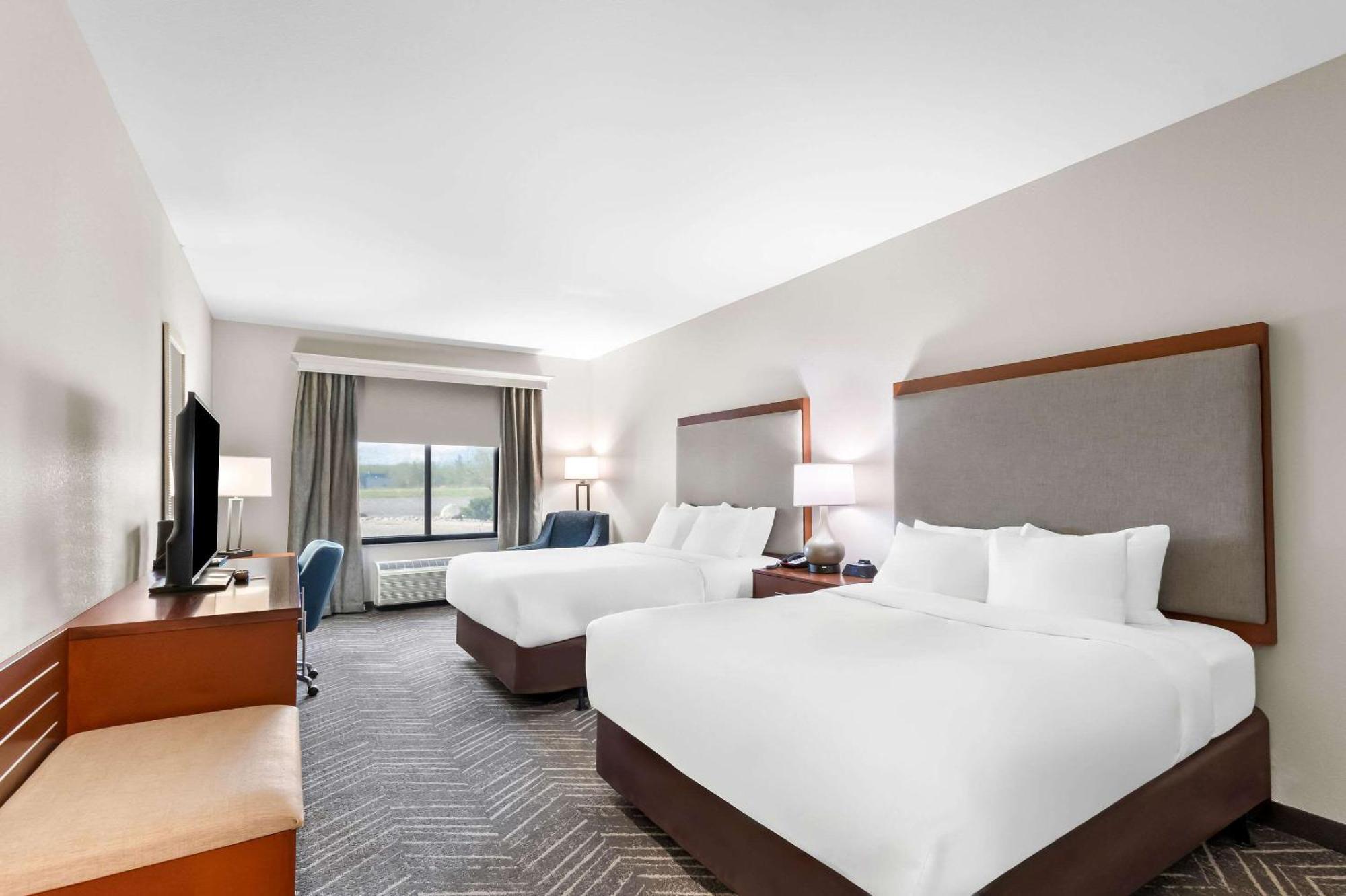 Comfort Inn & Suites Mountain Iron And Virginia Eksteriør billede