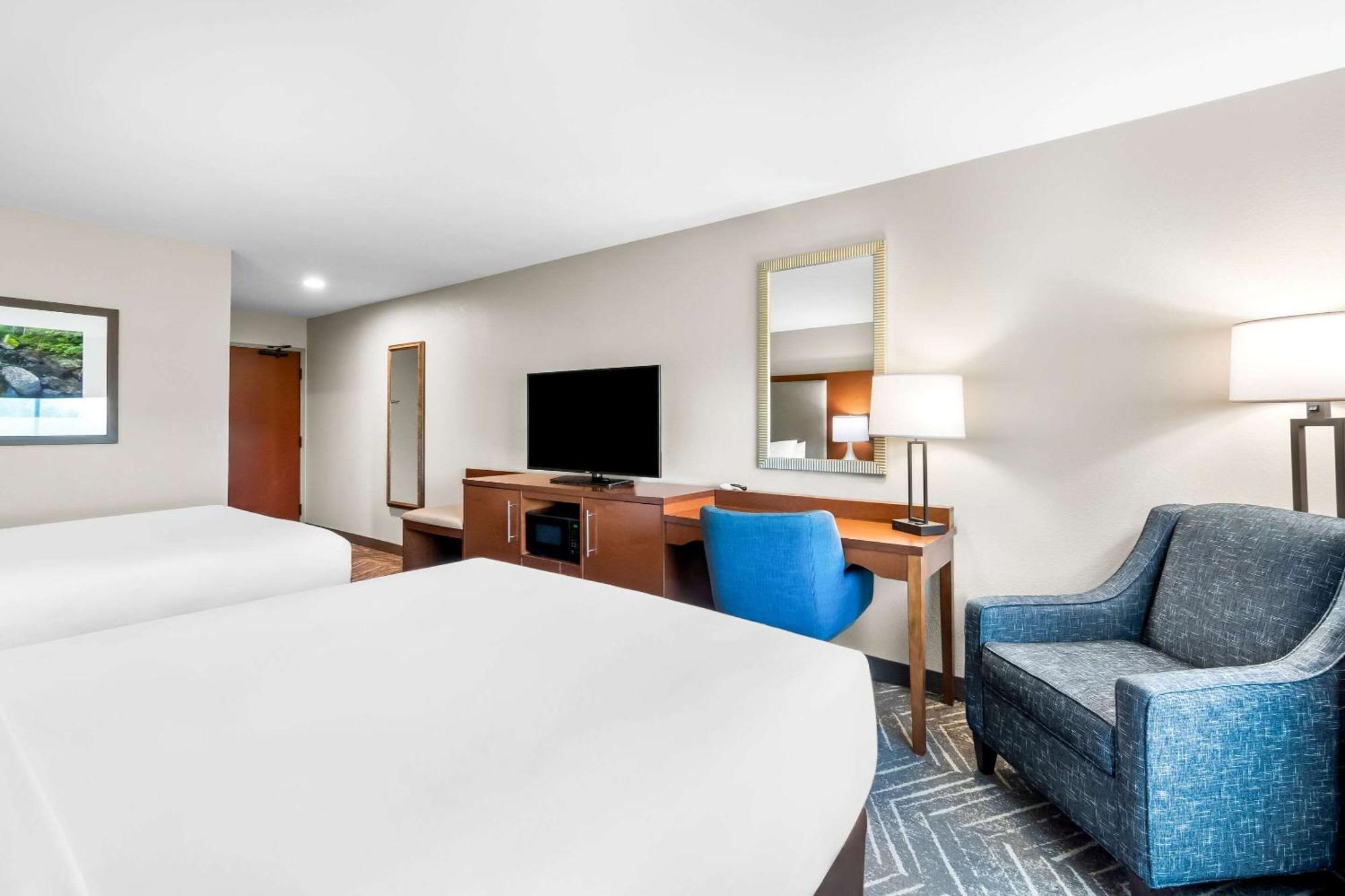 Comfort Inn & Suites Mountain Iron And Virginia Eksteriør billede