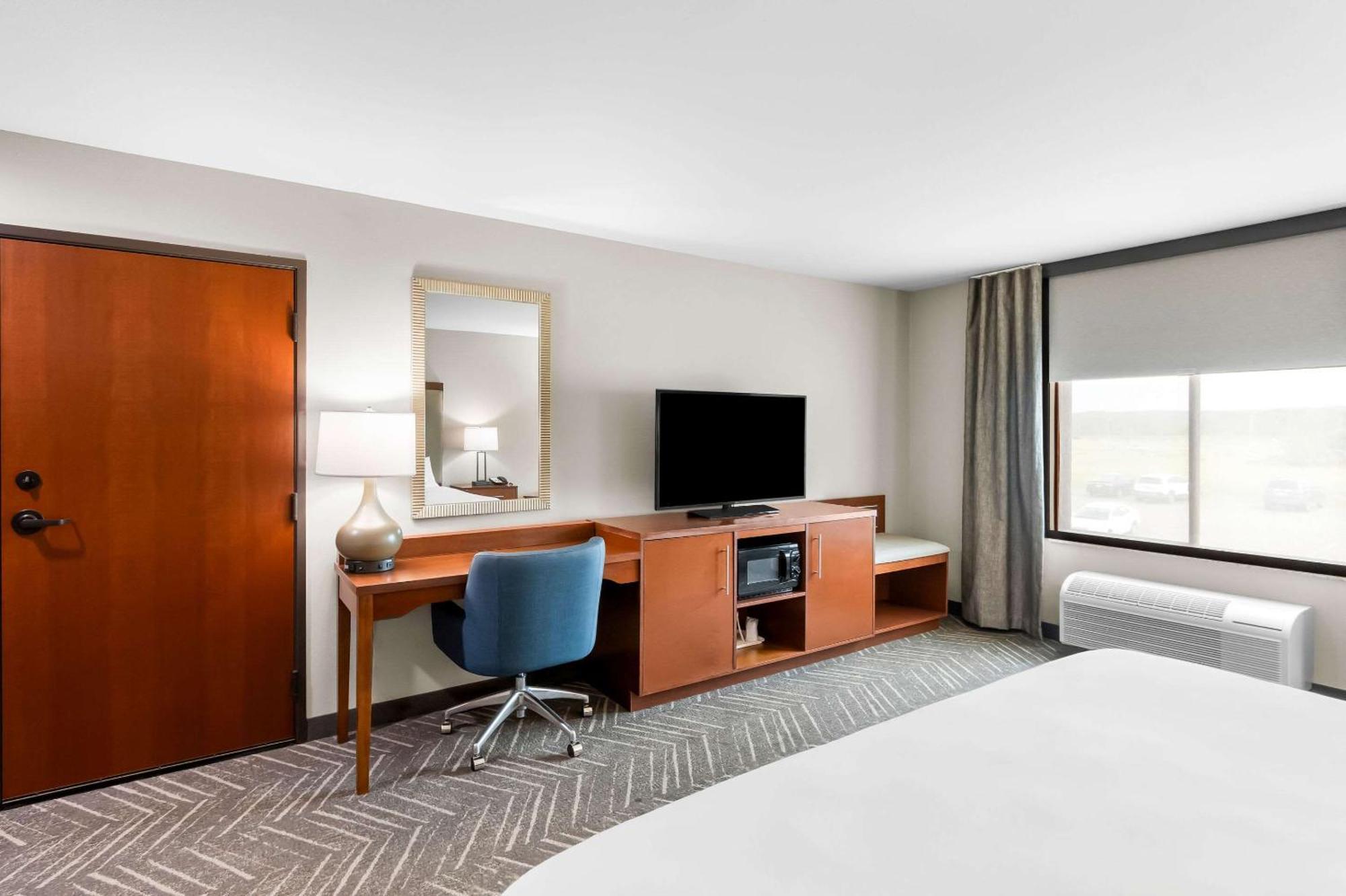 Comfort Inn & Suites Mountain Iron And Virginia Eksteriør billede